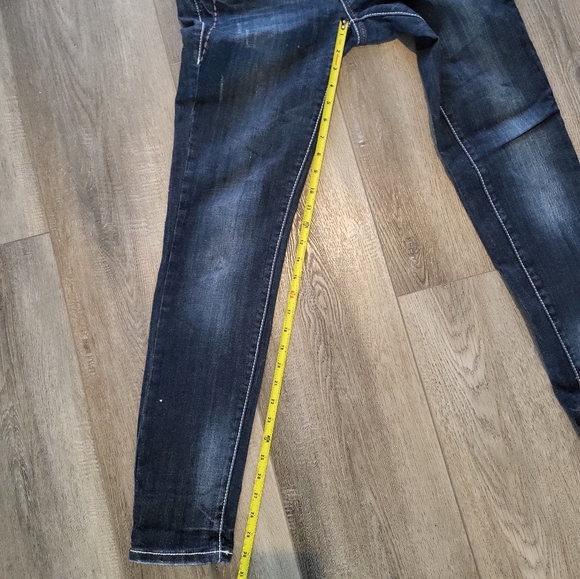 LA IDOL Jean - Picture 3 of 9